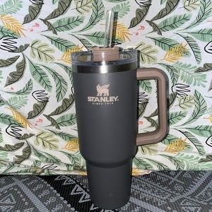 Stanley 40oz Quencher